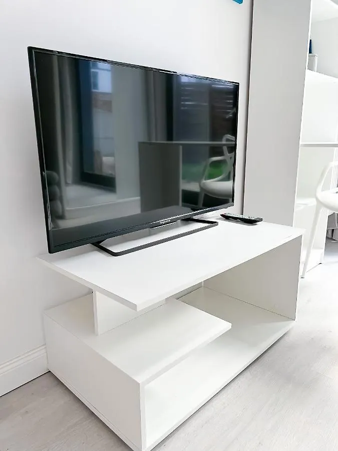 Apartament Bliska Wola, Apartament 3 Pokoje Z 40M2 Ogrodkiem Warszawa
