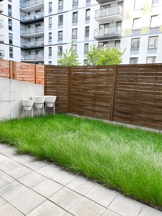 Apartament Bliska Wola, Apartament 3 Pokoje Z 40M2 Ogrodkiem Warszawa